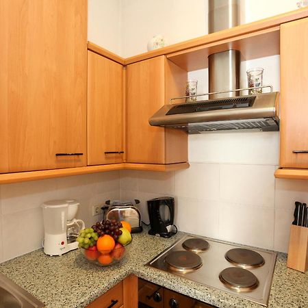 Mozart Apartments Виена Екстериор снимка