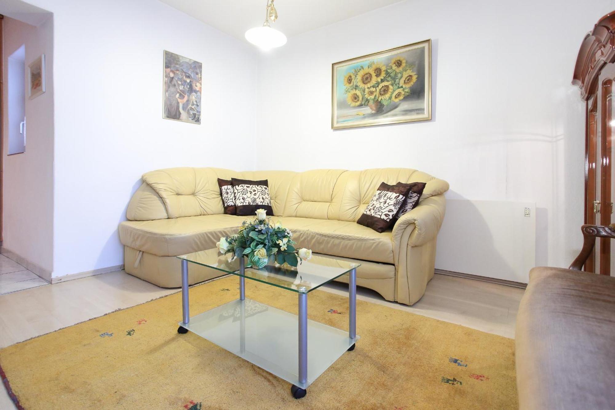 Mozart Apartments Виена Стая снимка