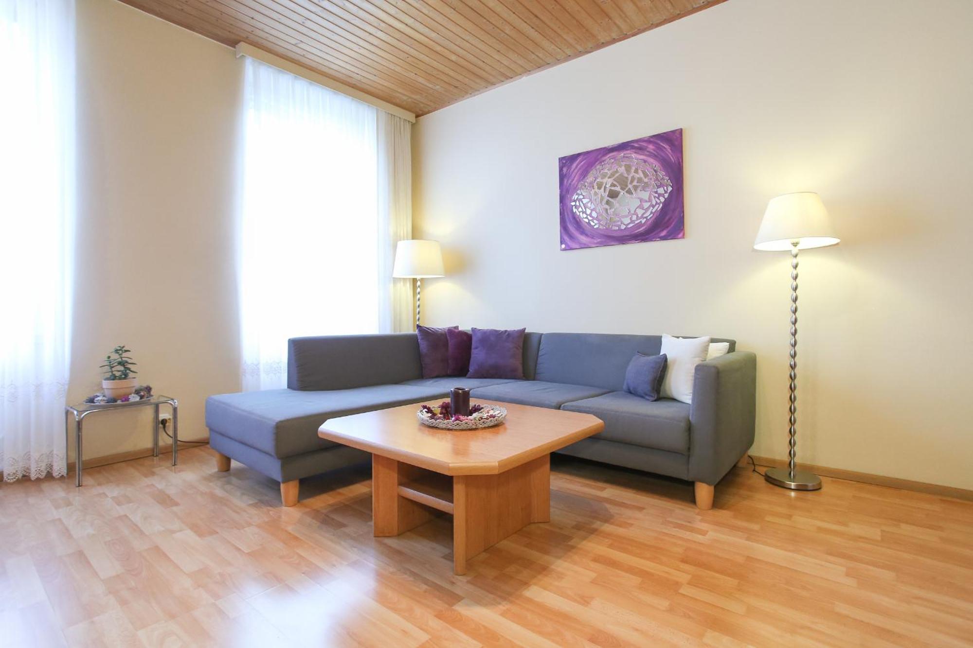 Mozart Apartments Виена Стая снимка