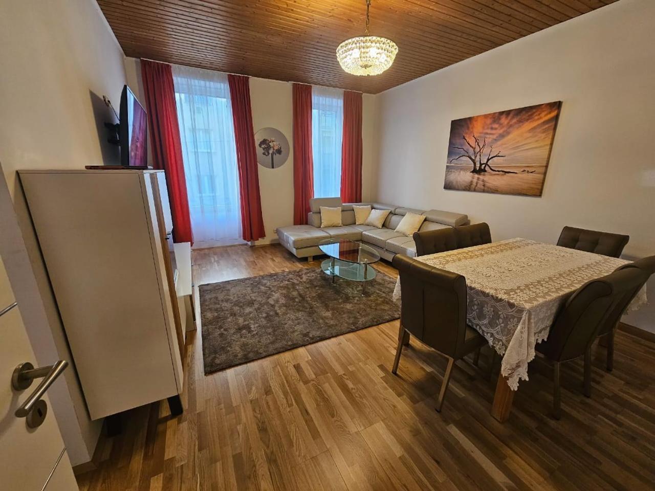 Mozart Apartments Виена Екстериор снимка