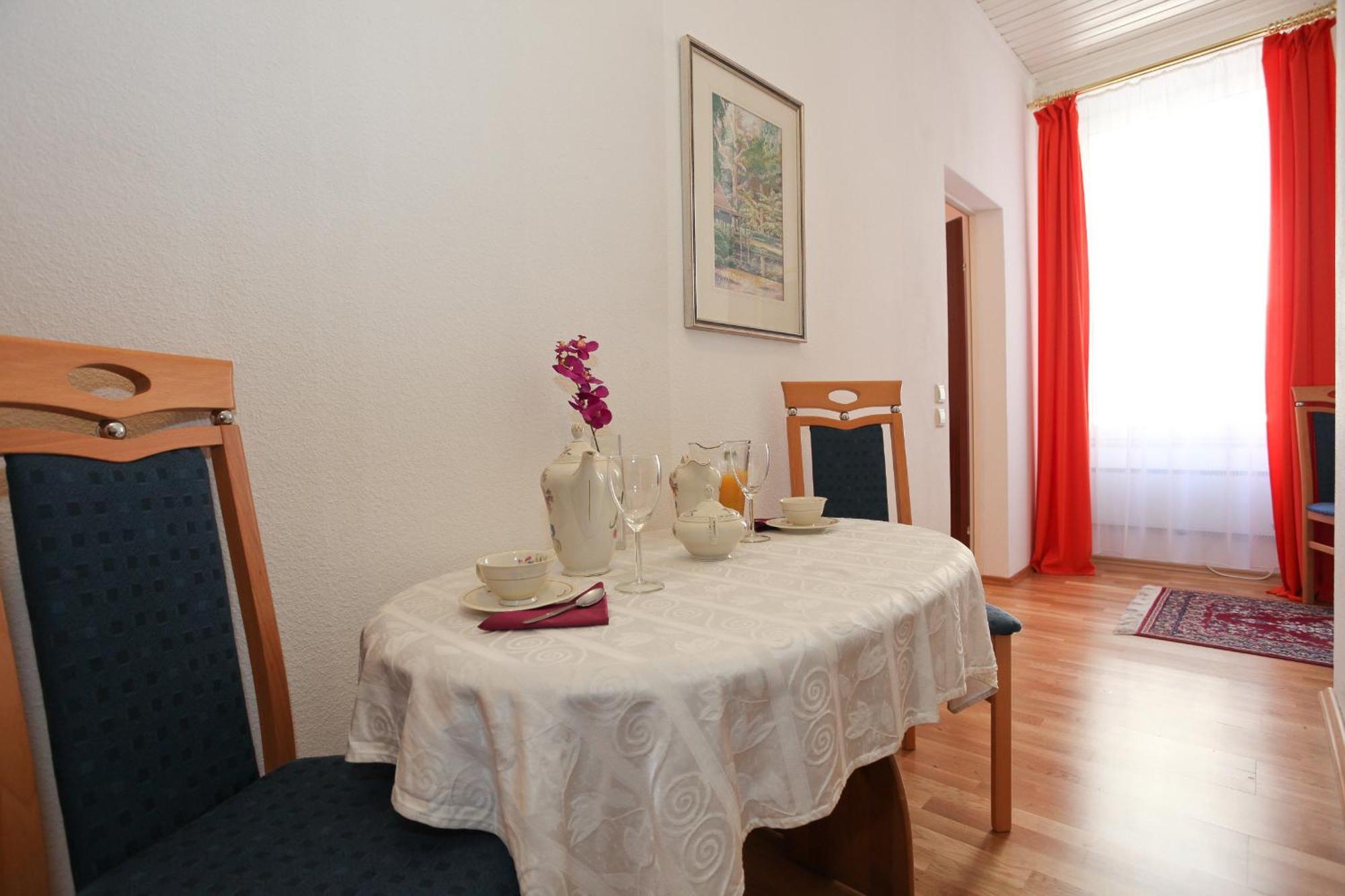 Mozart Apartments Виена Екстериор снимка